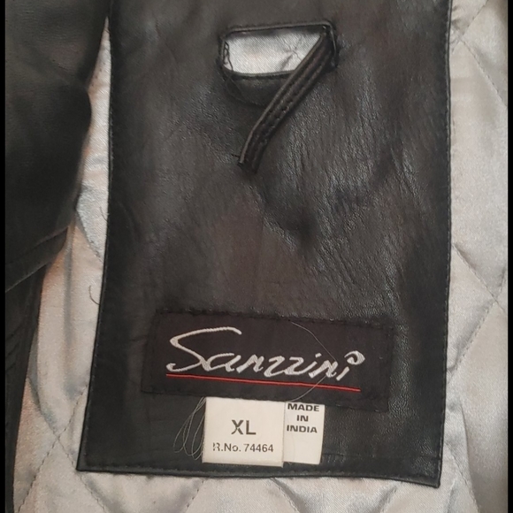 Leather jacket - Picture 2 of 2